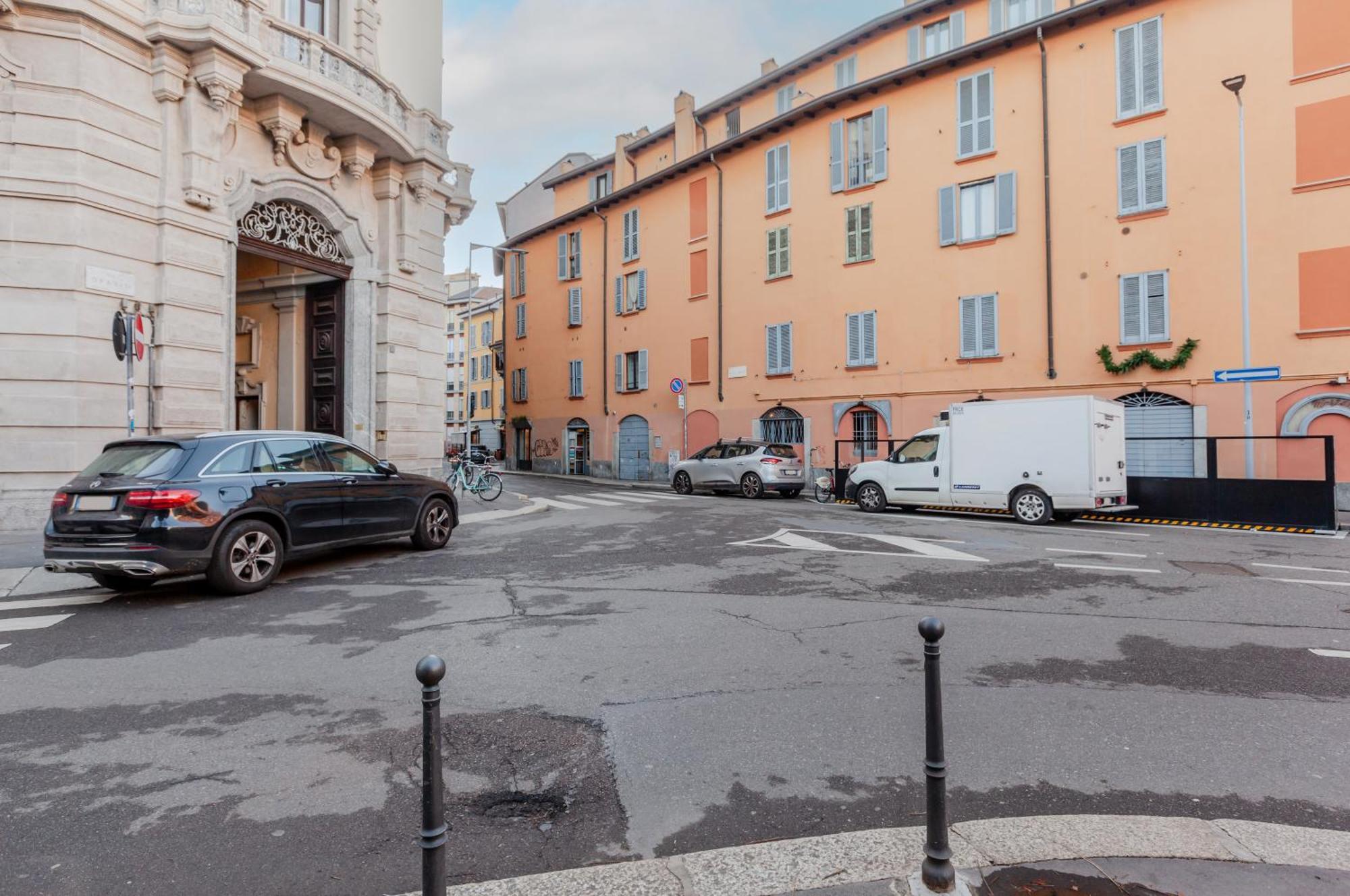Sant Ambrogio Lovely Flat Milano Ngoại thất bức ảnh